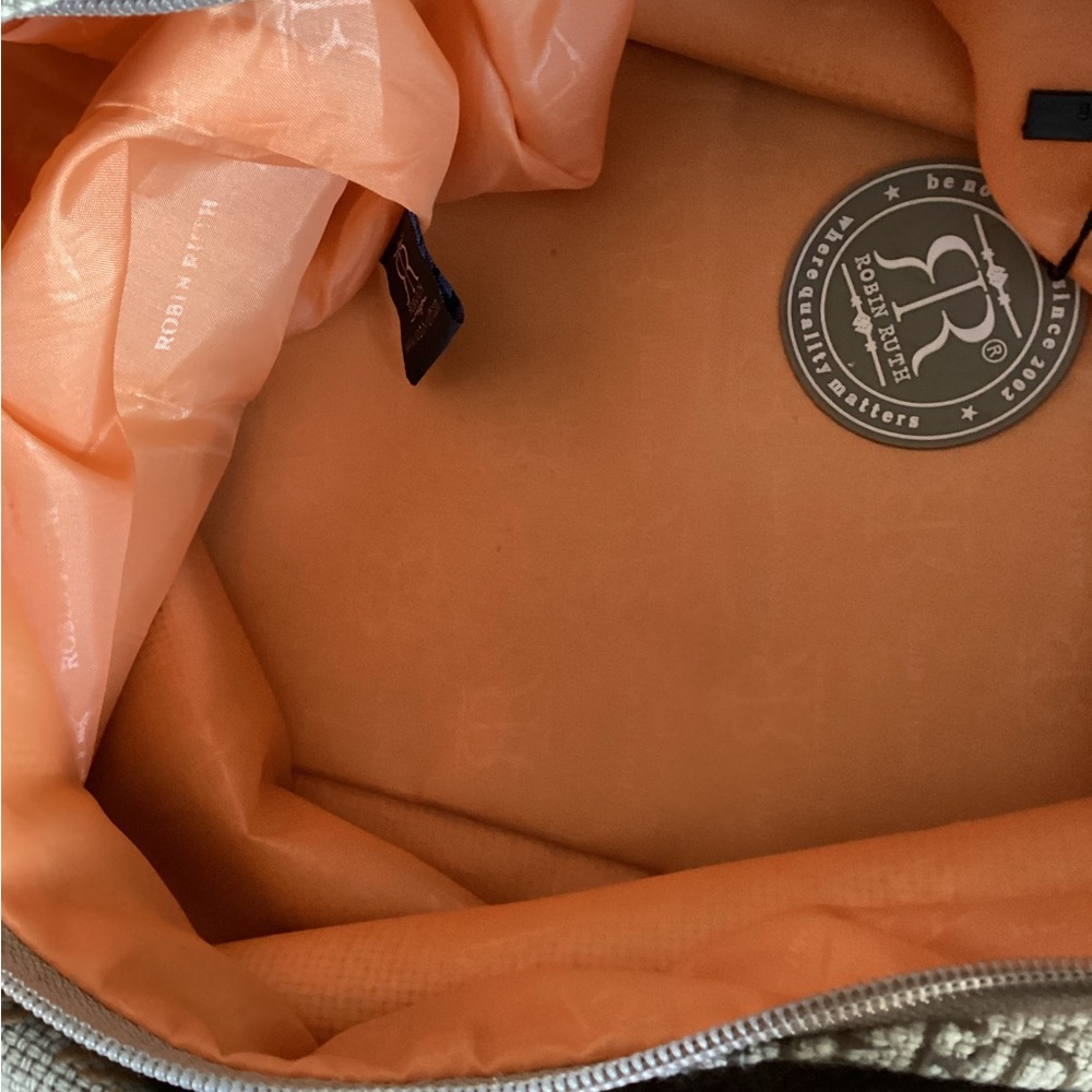 Robin Ruth hobo bag. - Picture 7 of 12